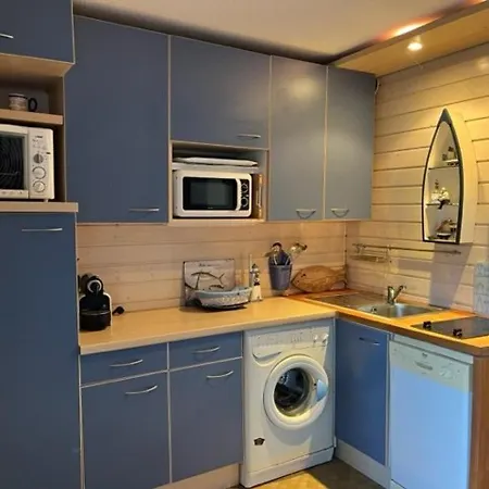 Apartment A La Roquille, Piscine, Tennis, Parking, Proche Plages Et Village Naturiste - Fr-1-749-21 *